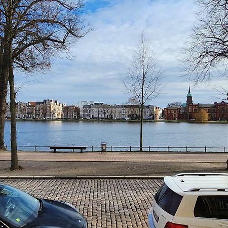 Das Ferienapartment Alexandrine Direkt Am Pfaffenteich Mit Eigenem Parkplatz Schwerin (Mecklenburg-Vorpommern) Exterior foto