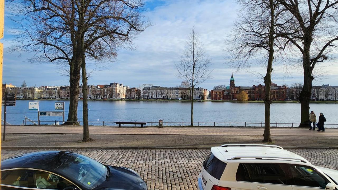 Das Ferienapartment Alexandrine Direkt Am Pfaffenteich Mit Eigenem Parkplatz Schwerin (Mecklenburg-Vorpommern) Exterior foto